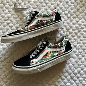 Tropical print Vans